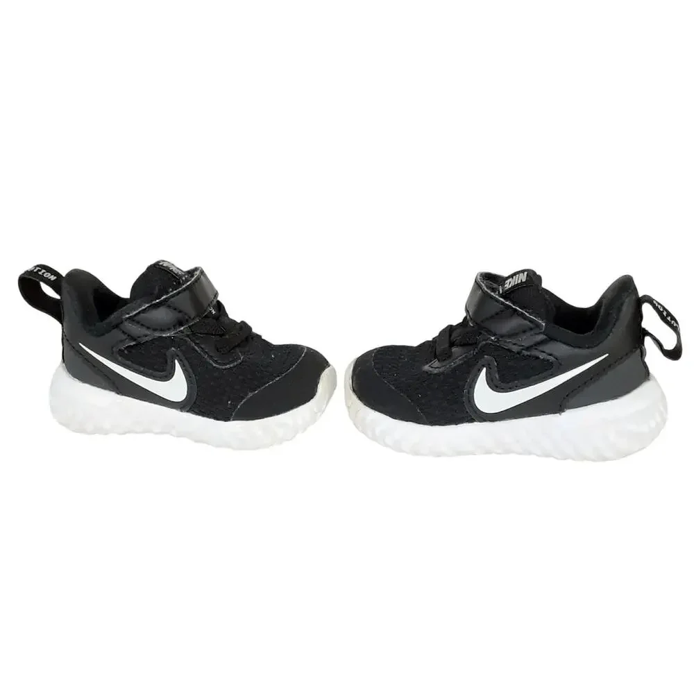 Nike Revolution 5 Black Slip On Sneakers Toddler 2C Running Shoes Gender Neutral